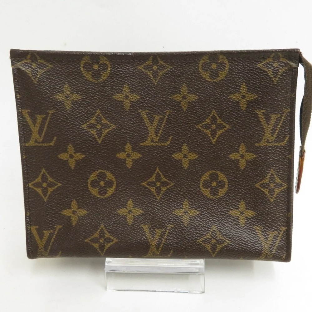 Authentic Louis Vuitton Toiletry Pouch Bag 19